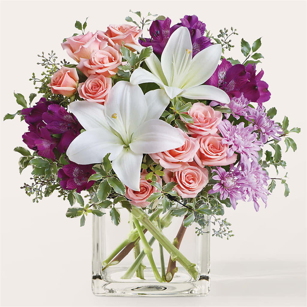 Mani Pedi Bouquet – Cheapflowers.com, Tontitown AR