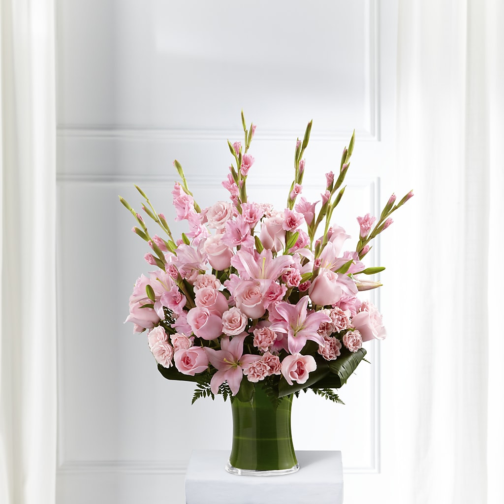 Lovely Tribute Bouquet – Cheapflowers.com, Tontitown AR