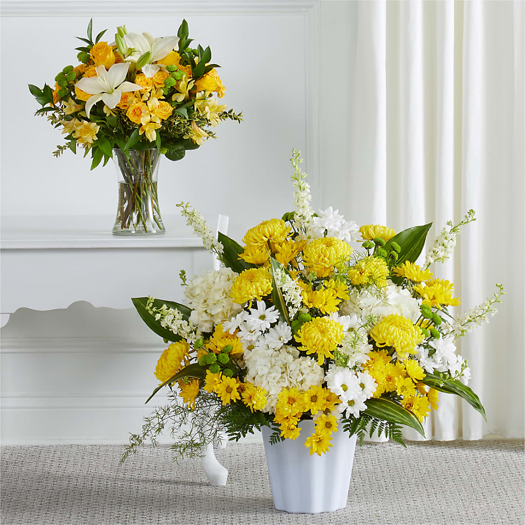 Warm Remembrance Bundles – Cheapflowers.com, Tontitown AR