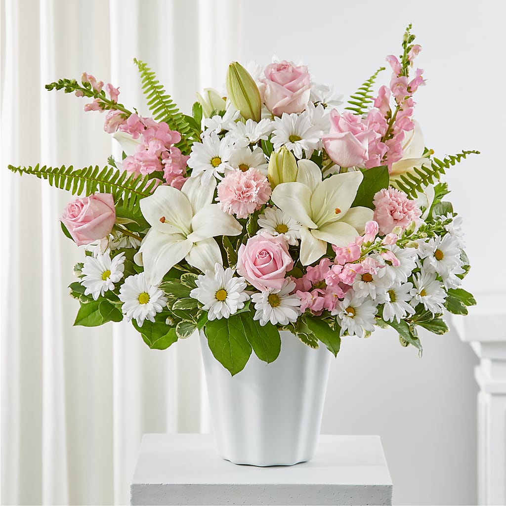 Soft Touch Tabletop Basket – Cheapflowers.com, Tontitown AR