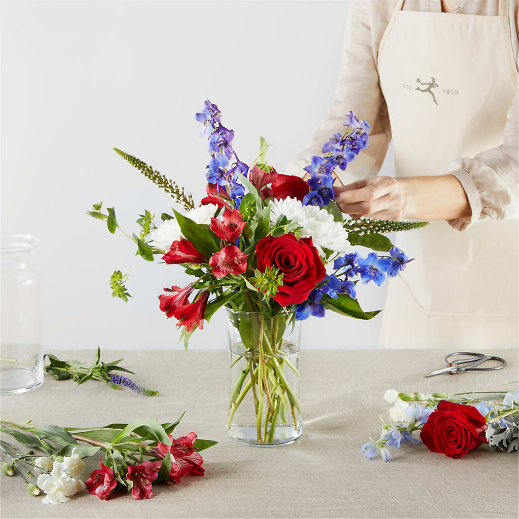 Star Spangled - A Florist Original –  Cheapflowers.com, Tontitown AR