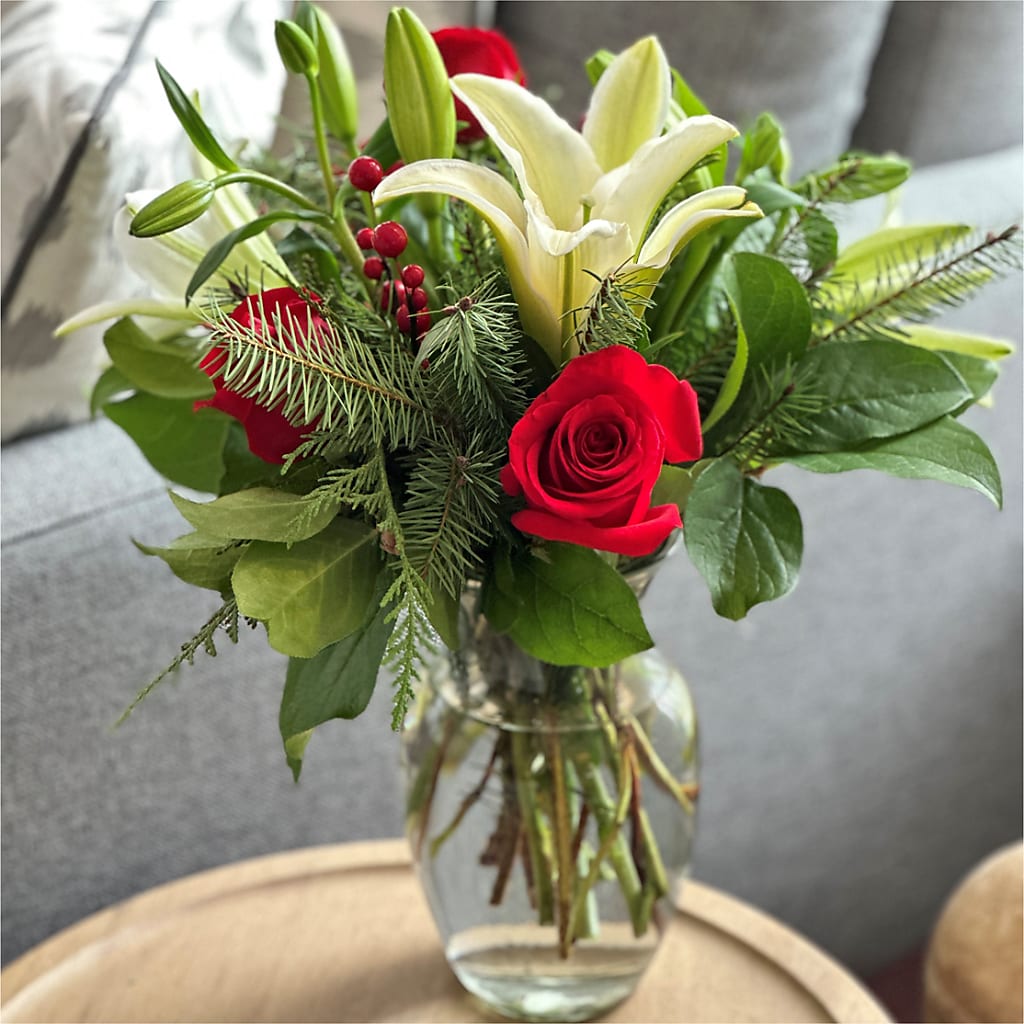 Sparkling Snowflakes Bouquet –  Cheapflowers.com, Tontitown AR
