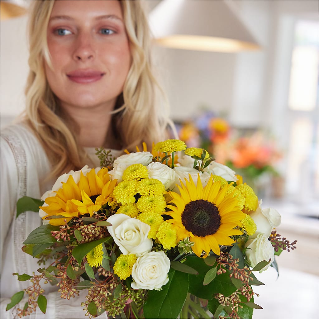 Luminous Morning Bouquet –  Cheapflowers.com, Tontitown AR