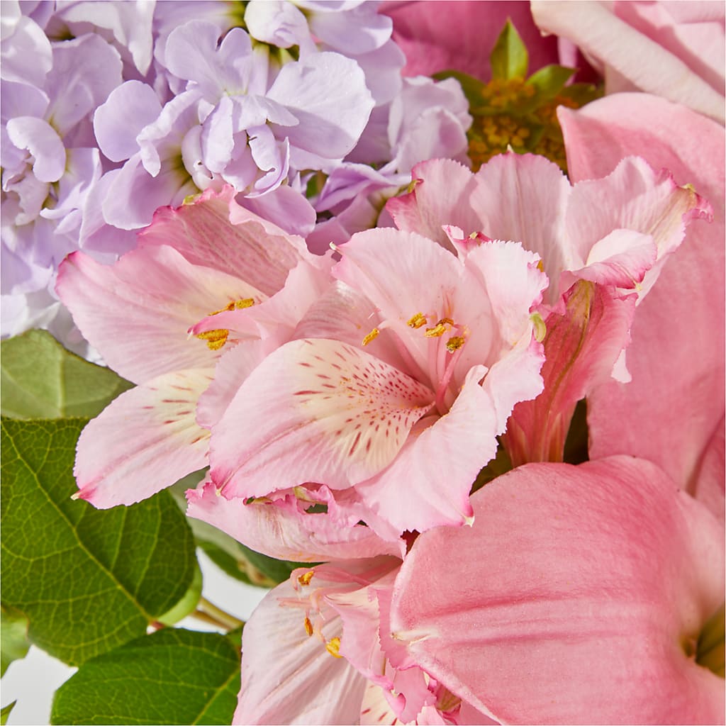 The Crown Jewel Bouquet –  Cheapflowers.com, Tontitown AR