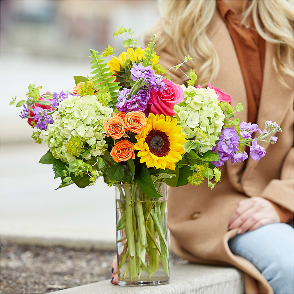 Vibrant Greetings Bouquet –  Cheapflowers.com, Tontitown AR