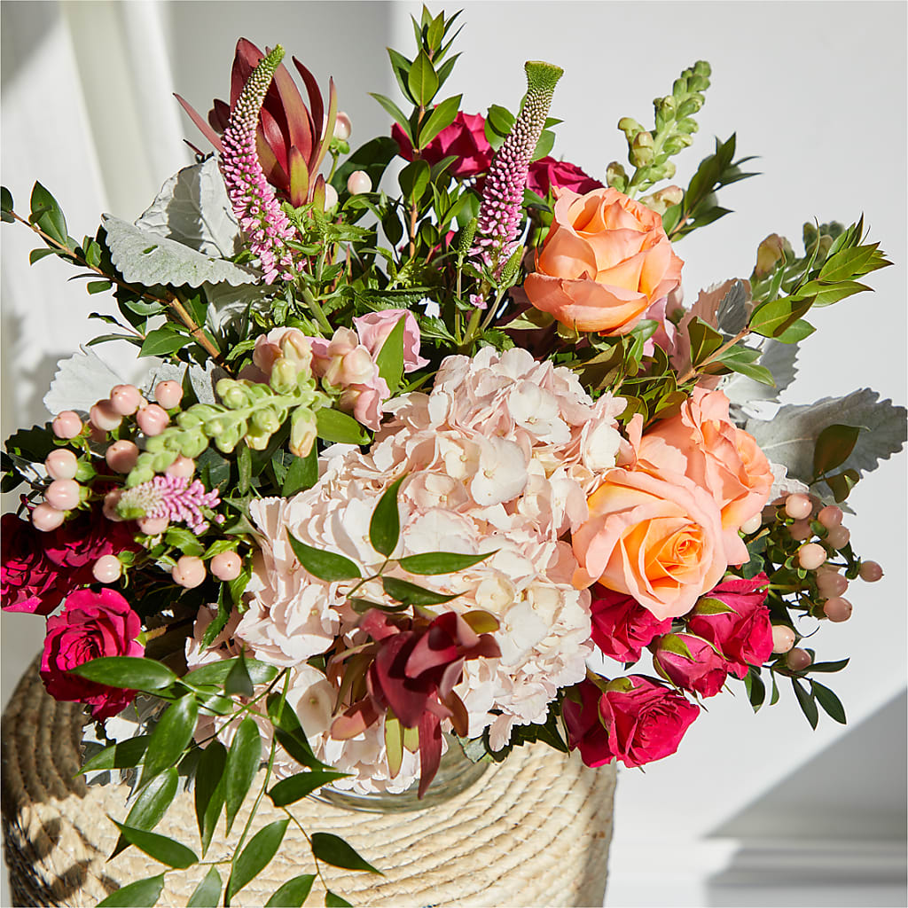 Glitz & Glam Bouquet –  Cheapflowers.com, Tontitown AR